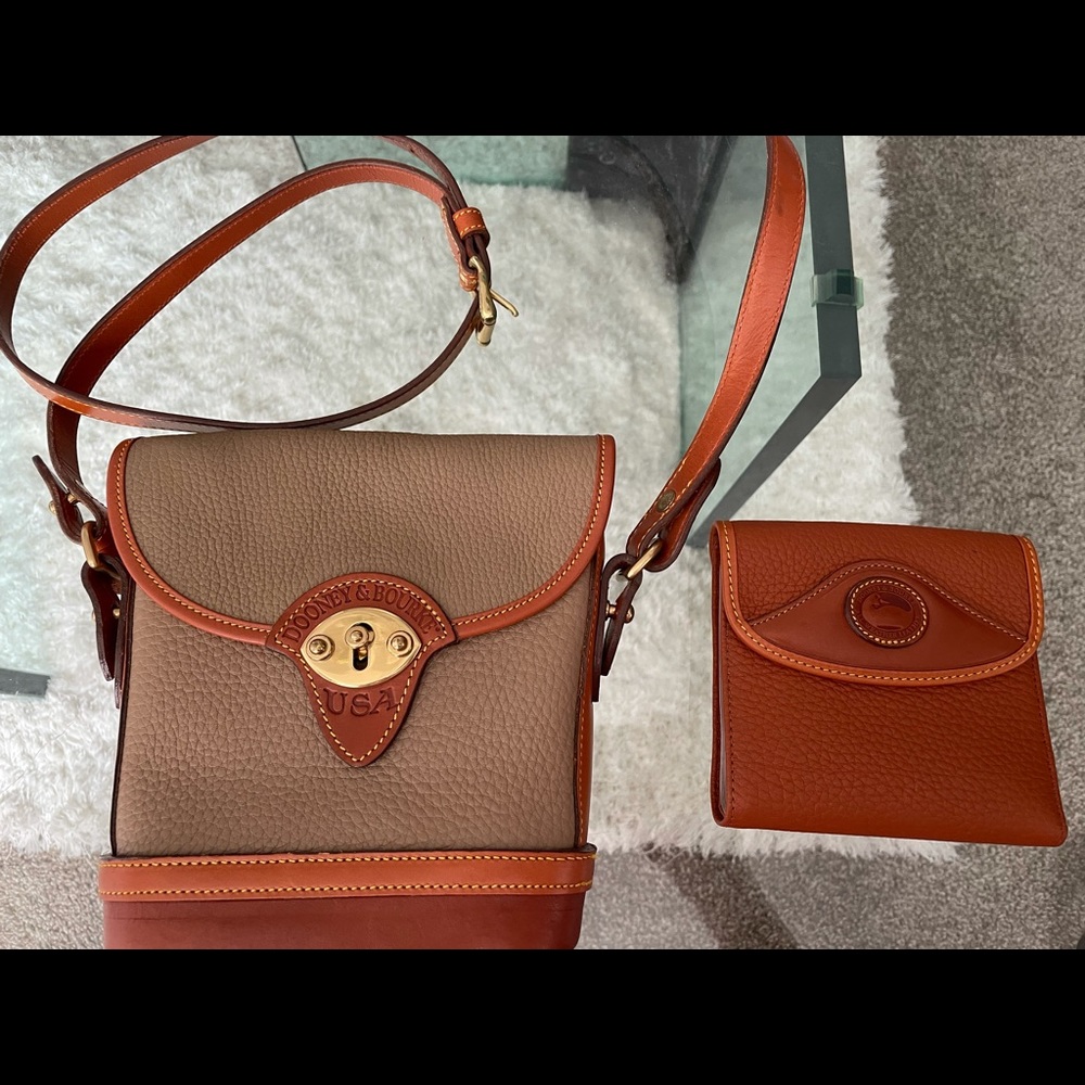 Leather Dooney & Bourke crossbody and wallet